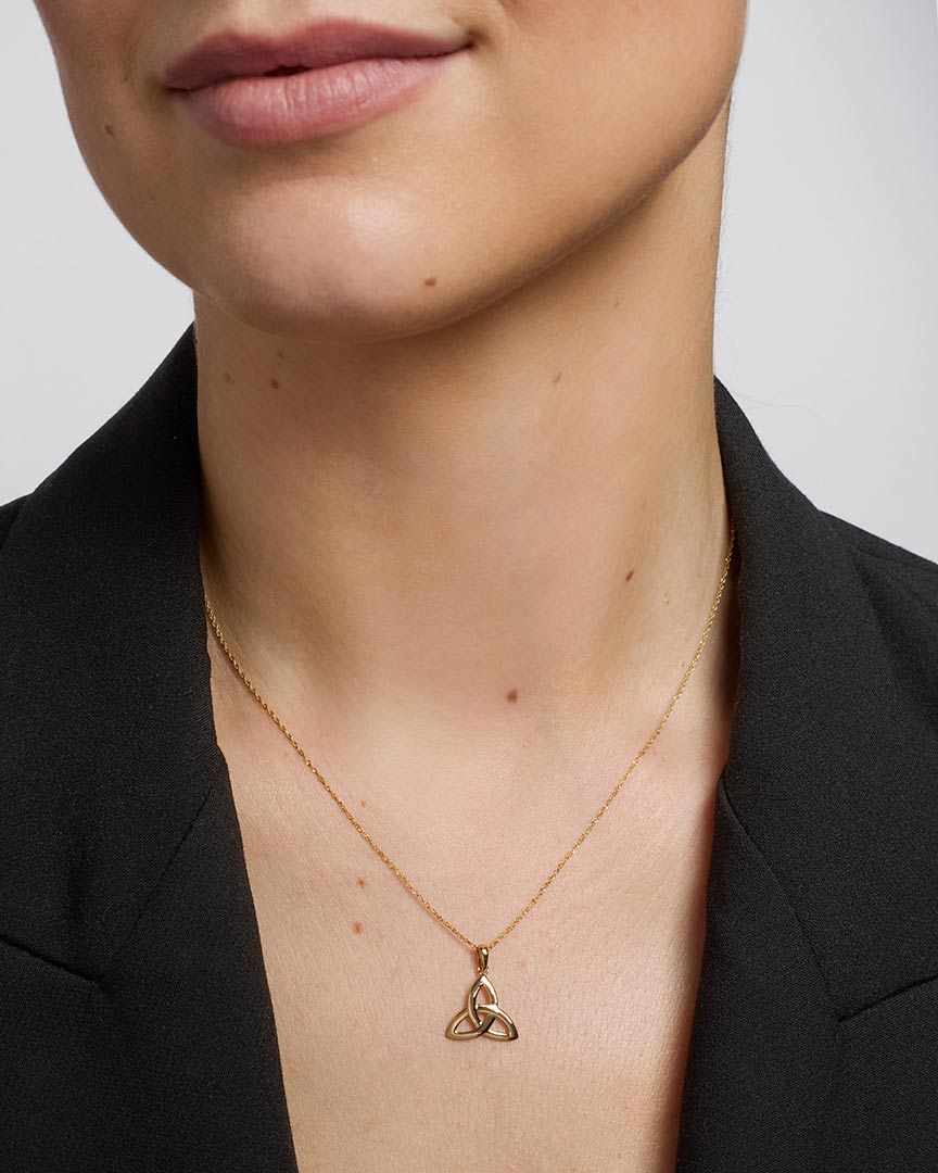 14k gold large trinity knot pendant s44176 on a model 2