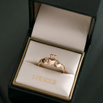womens claddagh ring in branded Solvar box