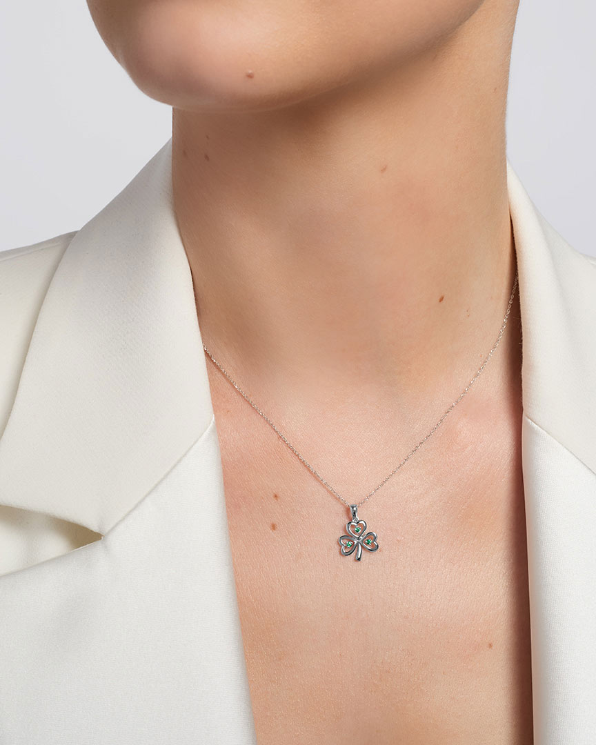 14k white gold emerald shamrock pendant s45622 from Solvar jewellery on a model