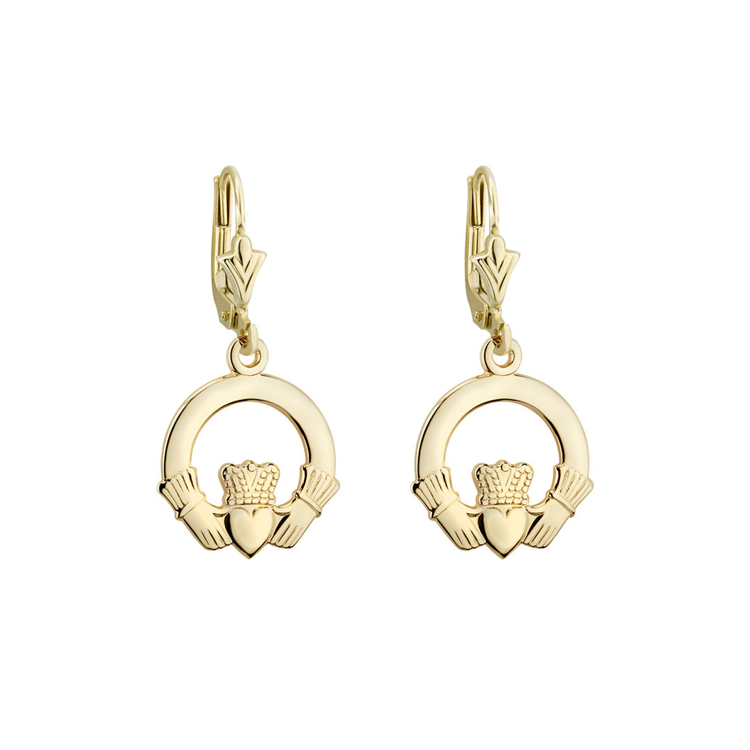 plain image of Solvar plain gold claddagh drop earrings on the white background