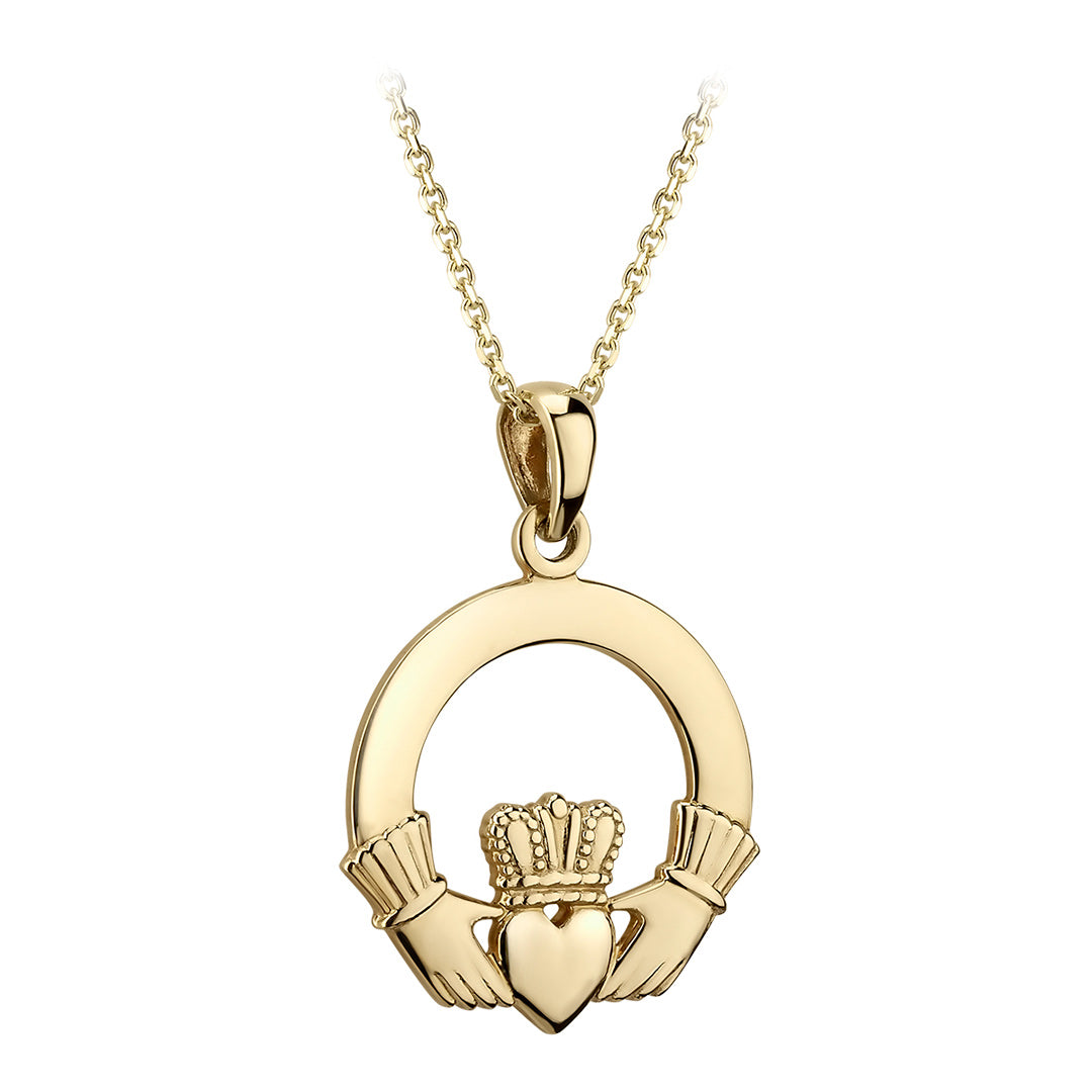 plain image of solvar gold heavy claddagh pendant on the white background